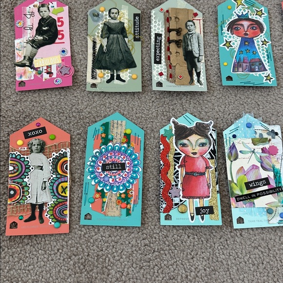 Colorful Art Storage Box with 39 art cards - Picture 8 of 11